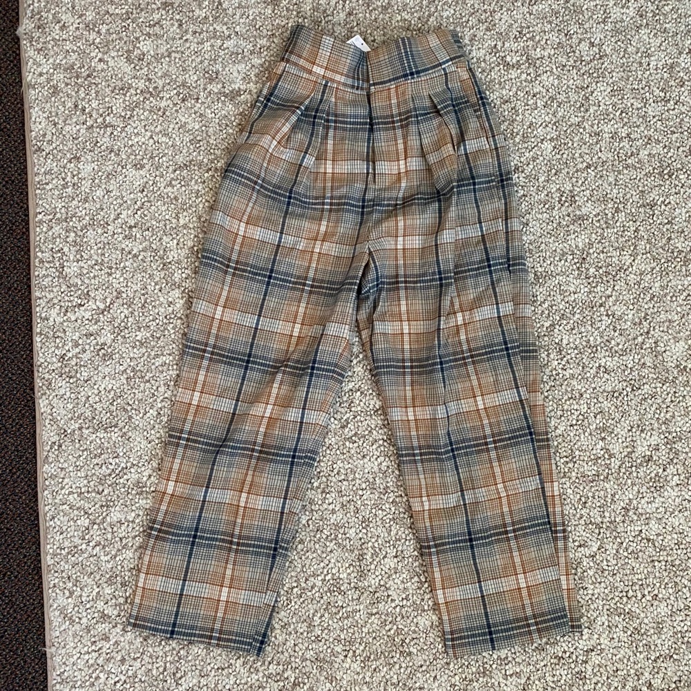 Urban outfitters cropped plaid pants NWT